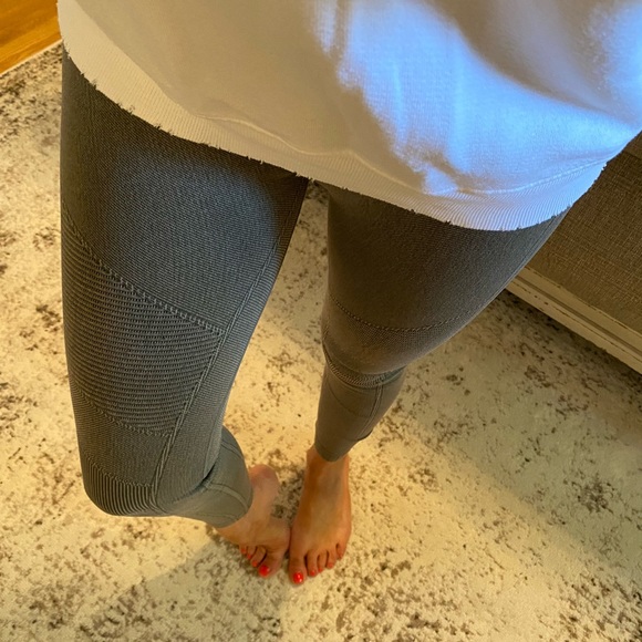 New🖤Amazing seamless leggings - Picture 3 of 6